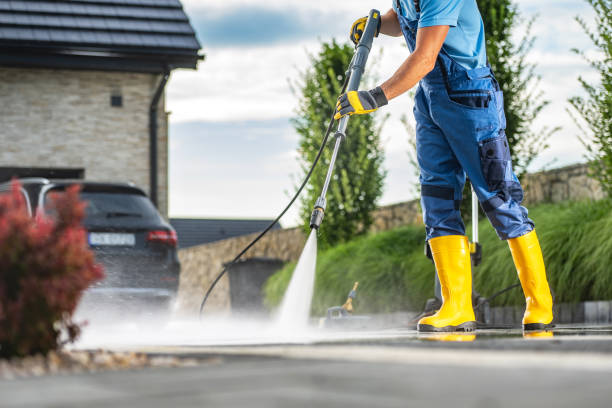 Best Driveway Pressure Washing  in Portola Valley, CA